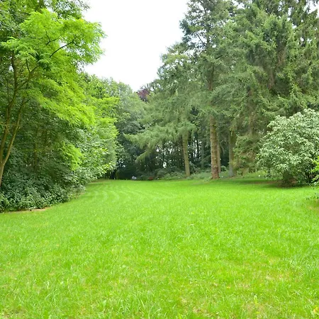 Jagdschloss Zu 4 *