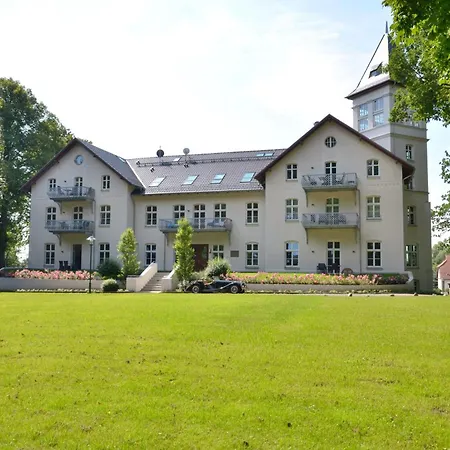 Jagdschloss Zu 4 * Hohen Niendorf