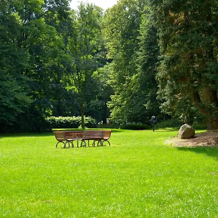Jagdschloss Zu 4