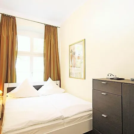 Jagdschloss Zu 4 * Hohen Niendorf